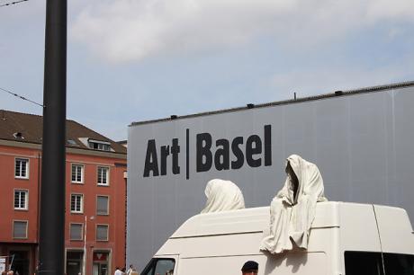 Public Art Basel Project on Tour, Manfred Kielnhof - contemporaryart - auf - Array - Public Art Basel Project on Tour, Manfred Kielnhof - contemporaryart - auf - Array -